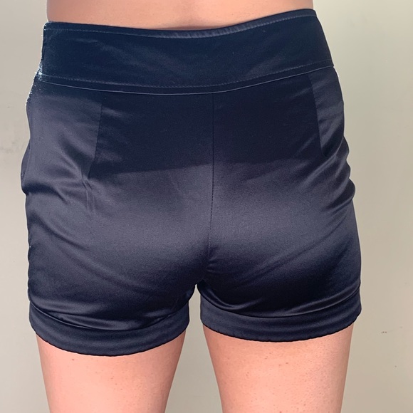 High waisted shorts - Picture 4 of 4